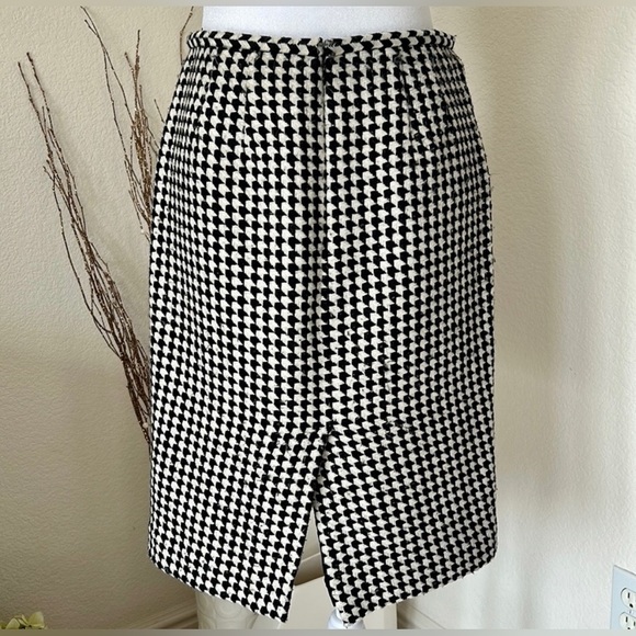 Ann Taylor Loft Houndstooth Wool Pencil Skirt - Picture 2 of 8